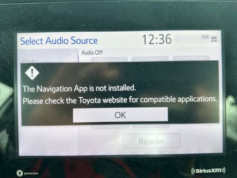 Used 2022 Toyota Camry SE image 16