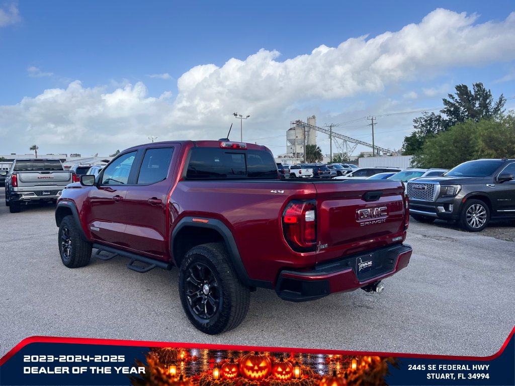 Used 2024 GMC Canyon Elevation w/ Elevation Premium Package AWD/4WD image 5