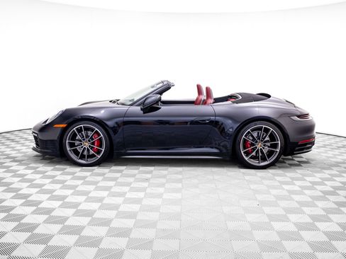 Certified 2022 Porsche 911 Carrera 4S AWD/4WD image 2