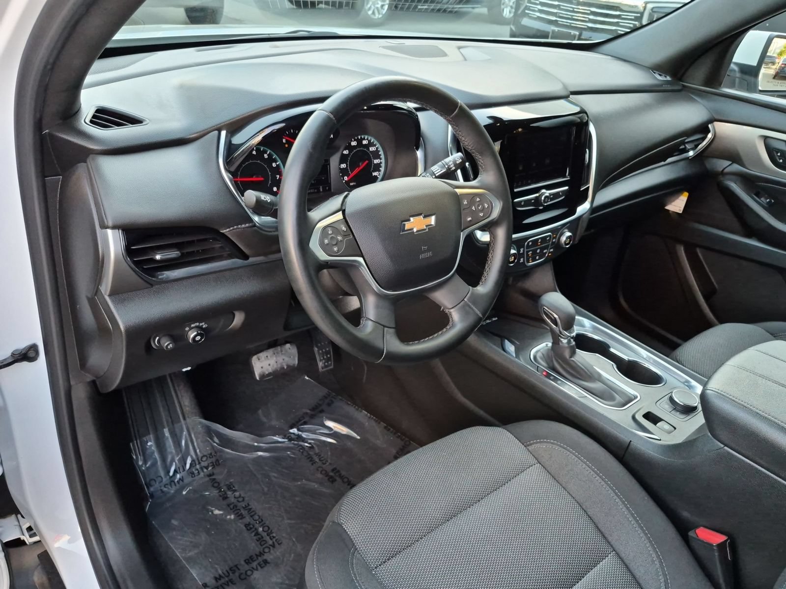 Used 2023 Chevrolet Traverse LT w/ LPO, Roadside Safety Package FWD image 12