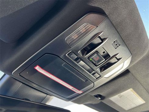 Used 2022 Toyota Highlander XSE image 34