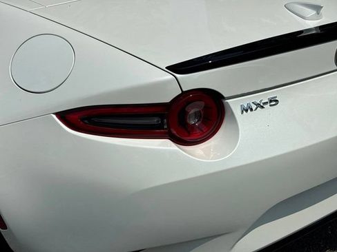 Used 2025 MAZDA MX-5 Miata Club w/ Brembo/BBS Recaro Package RWD image 13