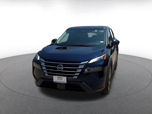 Used 2026 Nissan Rogue SV AWD/4WD image 6