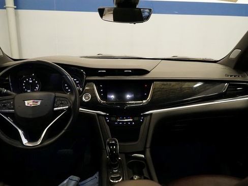 Certified 2023 Cadillac XT6 Premium Luxury w/ Technology Package image 19