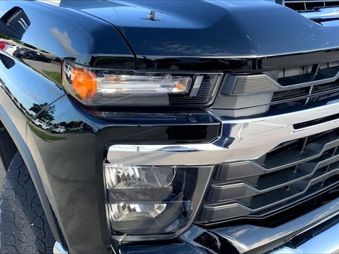 Used 2025 Chevrolet Silverado 2500 LT w/ Convenience Package RWD image 22