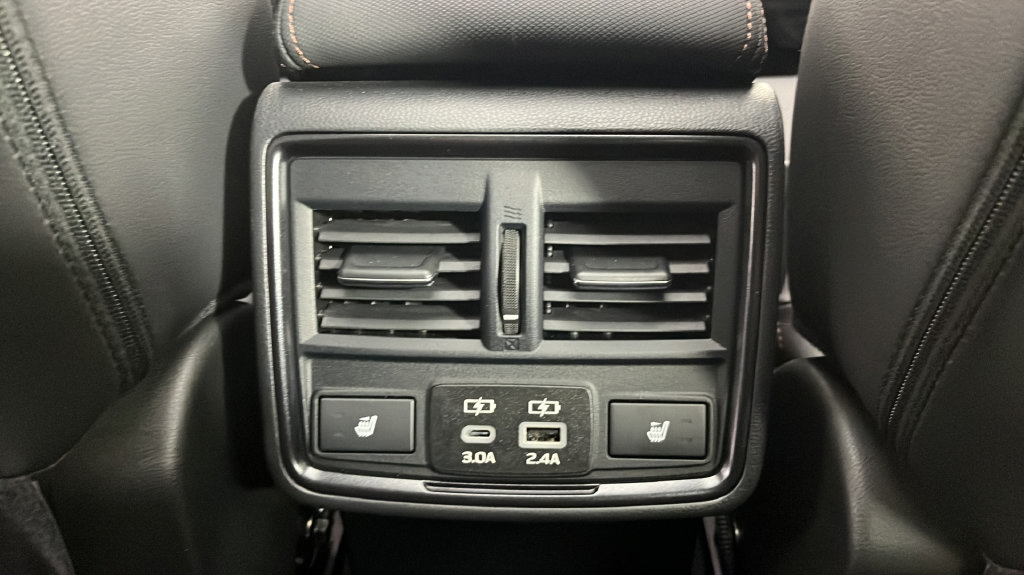 Used 2025 Subaru Forester Touring AWD/4WD image 36
