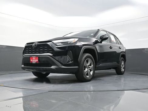 Used 2024 Toyota RAV4 XLE image 37