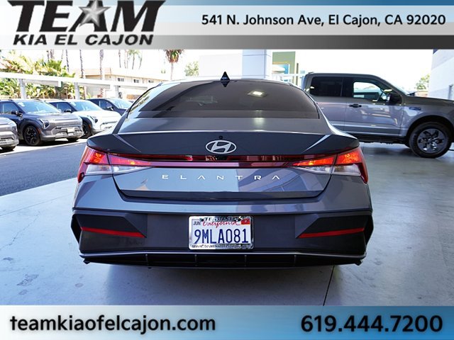 Used 2024 Hyundai Elantra SEL FWD image 8