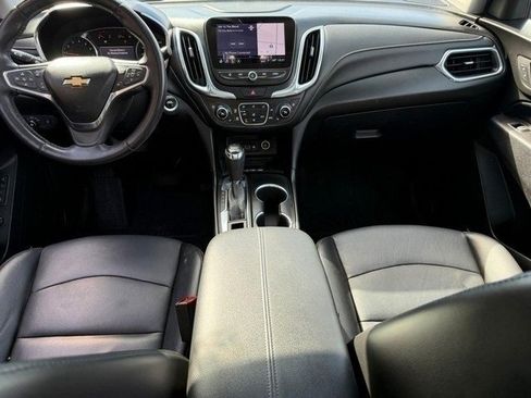 Used 2019 Chevrolet Equinox Premier image 12