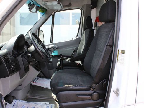 Used 2012 Mercedes-Benz Sprinter 2500 image 10