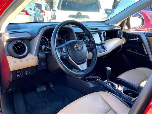 Used 2018 Toyota RAV4 Limited image 18