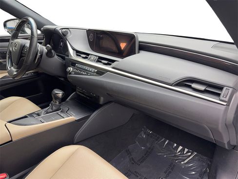 Used 2021 Lexus ES 250 w/ Premium Package image 52