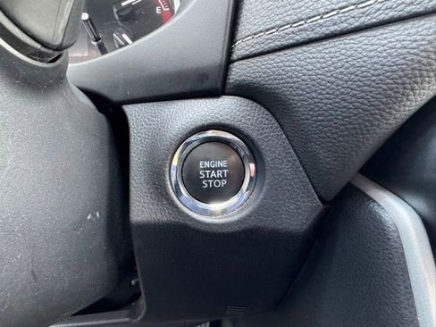Certified 2025 Toyota RAV4 XLE AWD/4WD image 28
