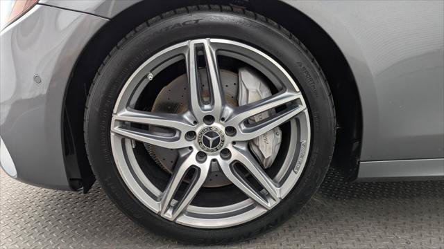 Used 2018 Mercedes-Benz E 400 4MATIC Sedan image 31