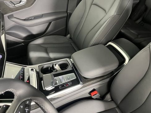 Certified 2025 Audi Q8 Premium Plus w/ Premium Plus Package image 13