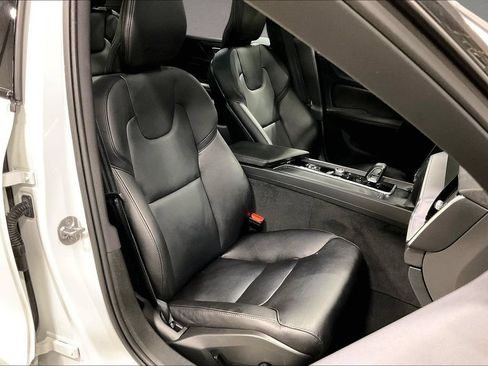 Used 2023 Volvo S60 B5 Plus w/ Climate Package AWD/4WD image 30