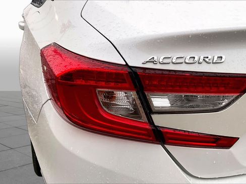 Used 2020 Honda Accord LX image 28