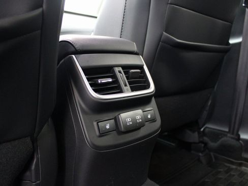 Used 2022 Subaru Outback Limited w/ Popular Package #2 image 20