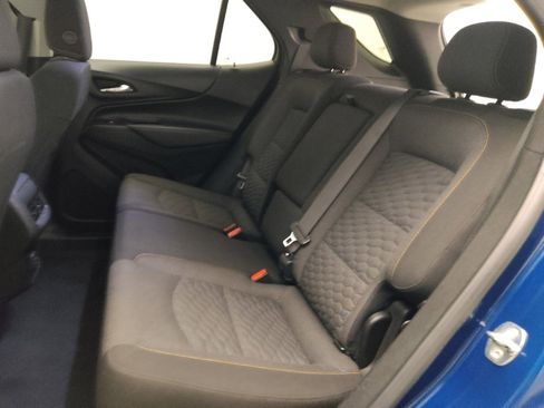 Used 2021 Chevrolet Equinox LT w/ LPO, Cargo Package AWD/4WD image 18