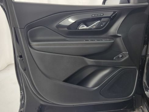 Used 2024 GMC Terrain AT4 w/ LPO, Floor Liner Package AWD/4WD image 19