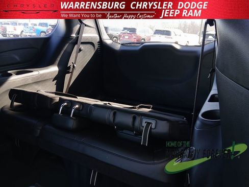 New 2026 Chrysler Pacifica Select image 31