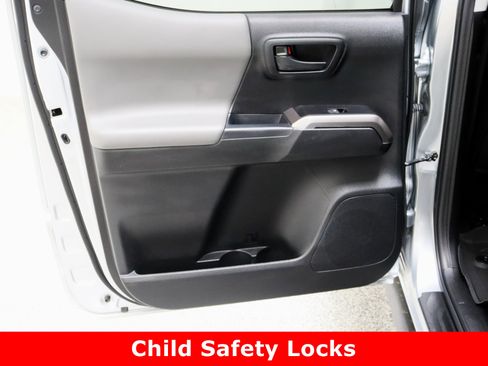 Certified 2023 Toyota Tacoma SR5 image 25