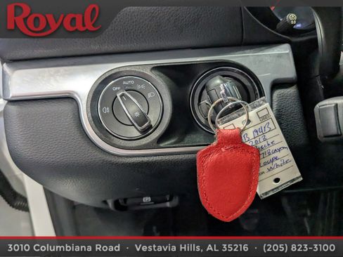 Used 2018 Porsche 718 Cayman RWD image 13