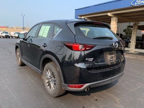Used 2017 MAZDA CX-5 Sport AWD/4WD image 5