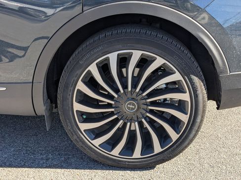 Used 2023 Lincoln Nautilus Black Label w/ Class II Trailer Tow Package image 25