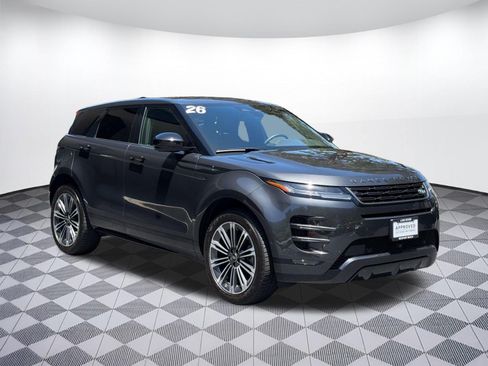 Used 2026 Land Rover Range Rover Evoque Dynamic SE AWD/4WD image 7