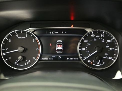 Used 2025 Nissan Rogue SV AWD/4WD image 6