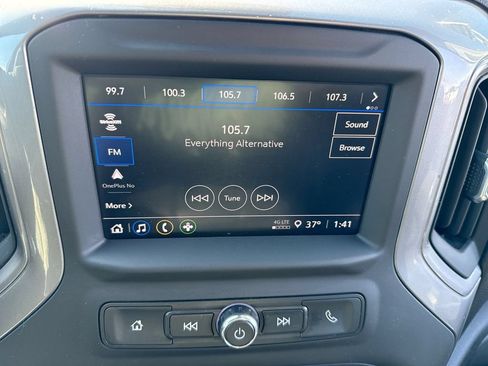 Used 2023 Chevrolet Silverado 1500 Custom AWD/4WD image 16