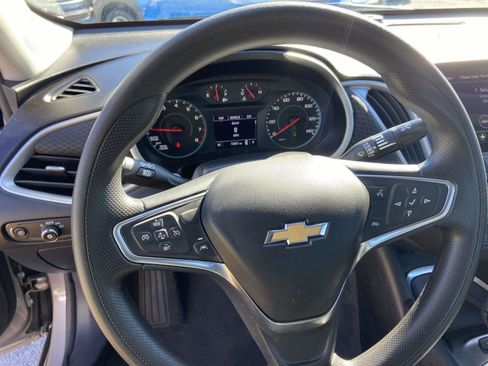 Used 2024 Chevrolet Malibu LT image 10