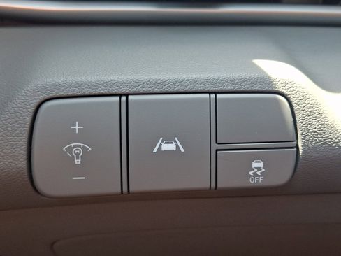 Certified 2023 Hyundai Elantra SEL w/ Convenience Package FWD image 26