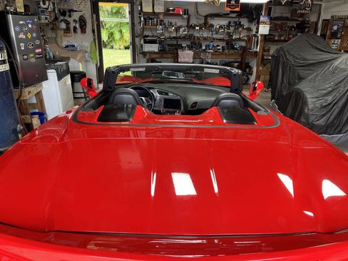 Used 2014 Chevrolet Corvette Stingray 2dr Convertible w/ Battery Protection Package image 11