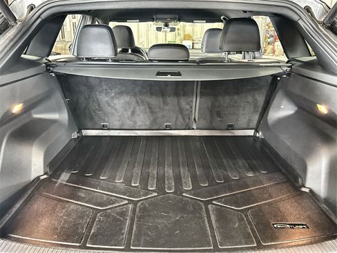 Used 2020 Volkswagen Atlas Cross Sport SE image 28