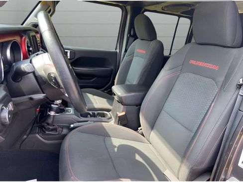 Used 2019 Jeep Wrangler Unlimited Rubicon AWD/4WD image 9