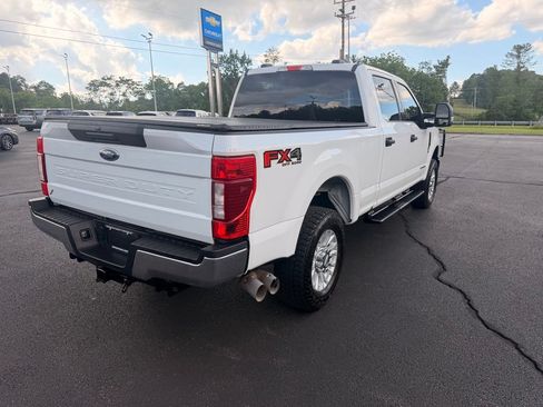 Used 2022 Ford F250 XLT w/ FX4 Off-Road Package AWD/4WD image 10