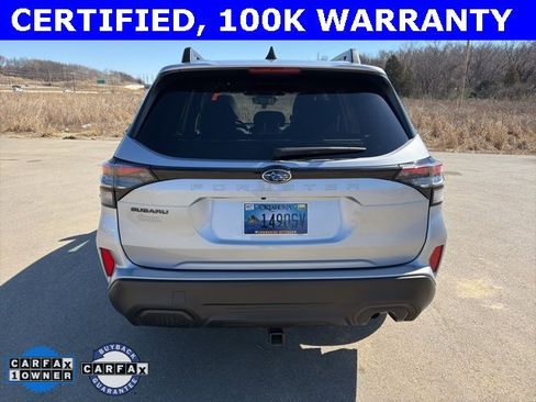 Used 2025 Subaru Forester Premium image 4