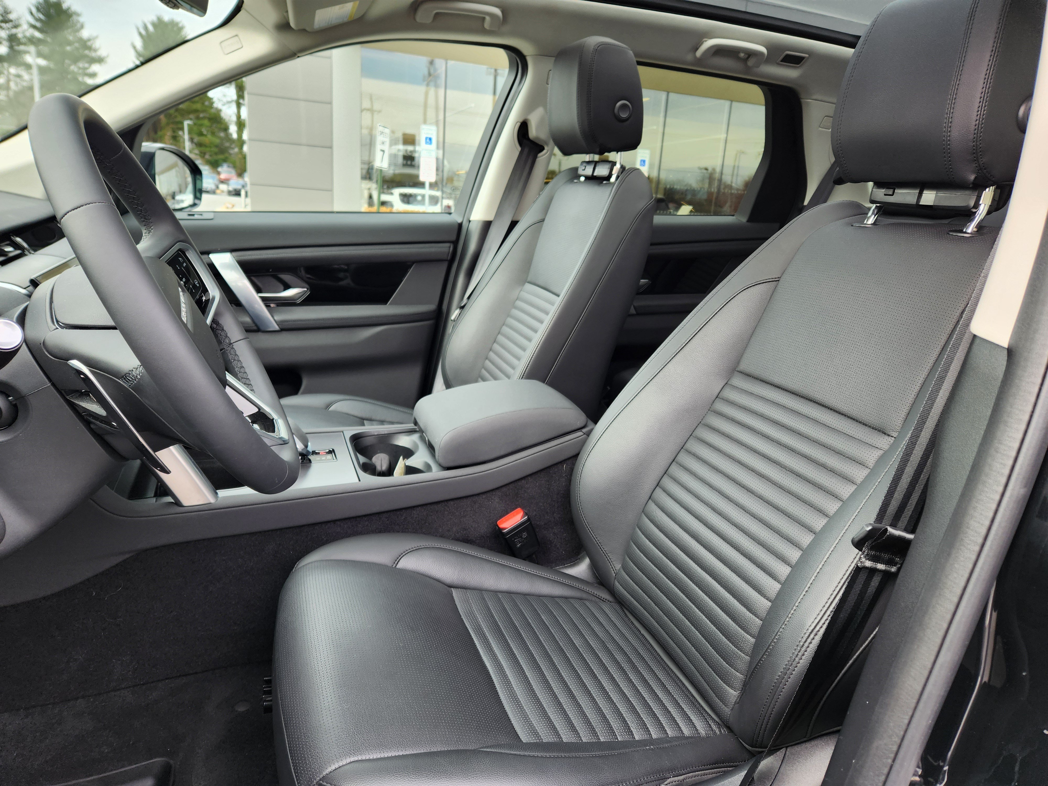 Certified 2025 Land Rover Discovery Sport S AWD/4WD image 10