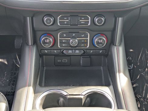 Used 2023 Chevrolet Tahoe RST image 6