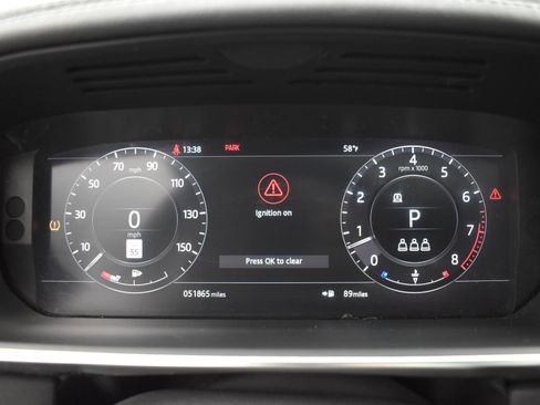 Used 2020 Land Rover Range Rover HSE image 14