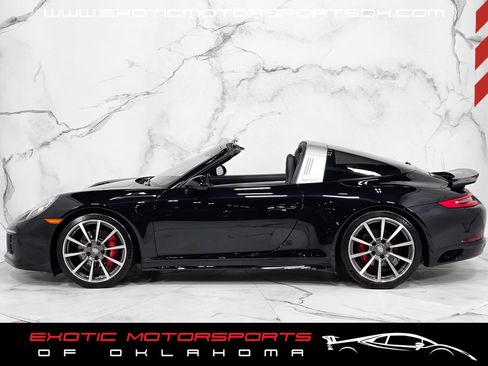 Used 2019 Porsche 911 Targa 4S AWD/4WD image 11