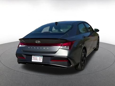 Used 2026 Hyundai Elantra Sport FWD image 11