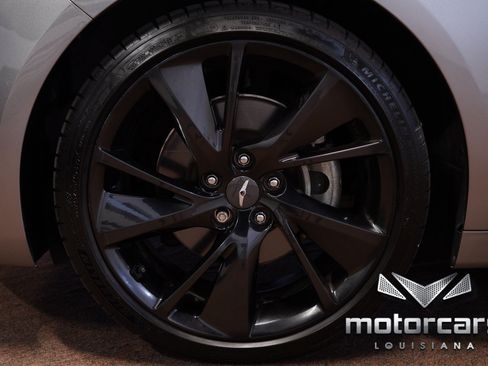 Used 2023 Genesis G70 2.0T w/ Sport Prestige Package RWD image 20