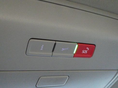 Used 2022 Volkswagen Atlas SE image 18