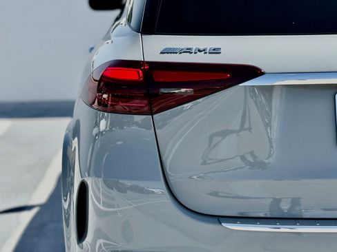 New 2026 Mercedes-Benz GLE 63 AMG S image 10