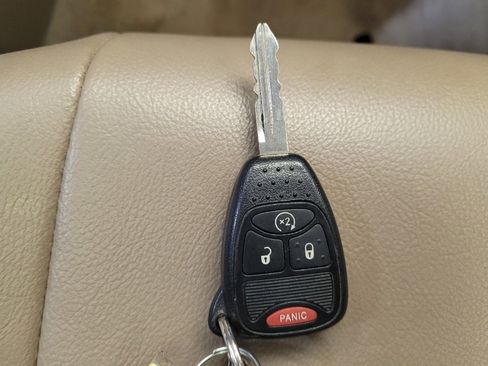 Used 2016 Jeep Patriot High Altitude image 32