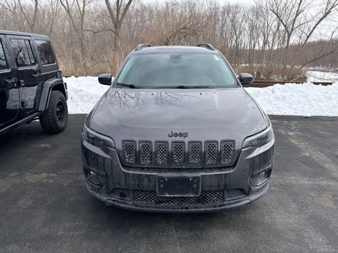 Used 2020 Jeep Cherokee Latitude Plus image 2