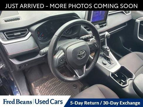 Used 2024 Toyota RAV4 SE AWD/4WD image 11